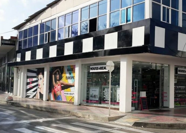 Distribuidores Mayoristas de Maquillaje y Capilar